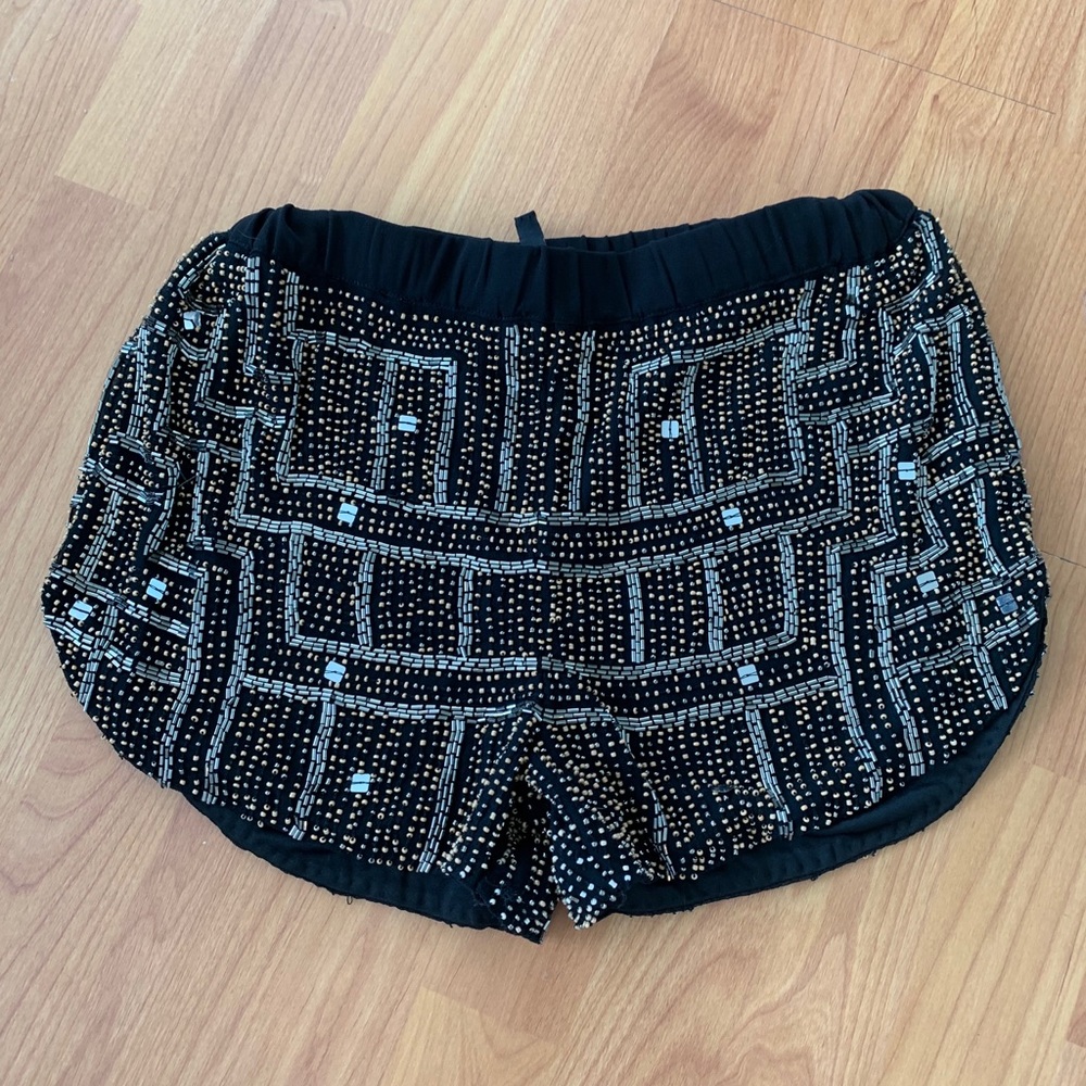 Raga Sequence shorts